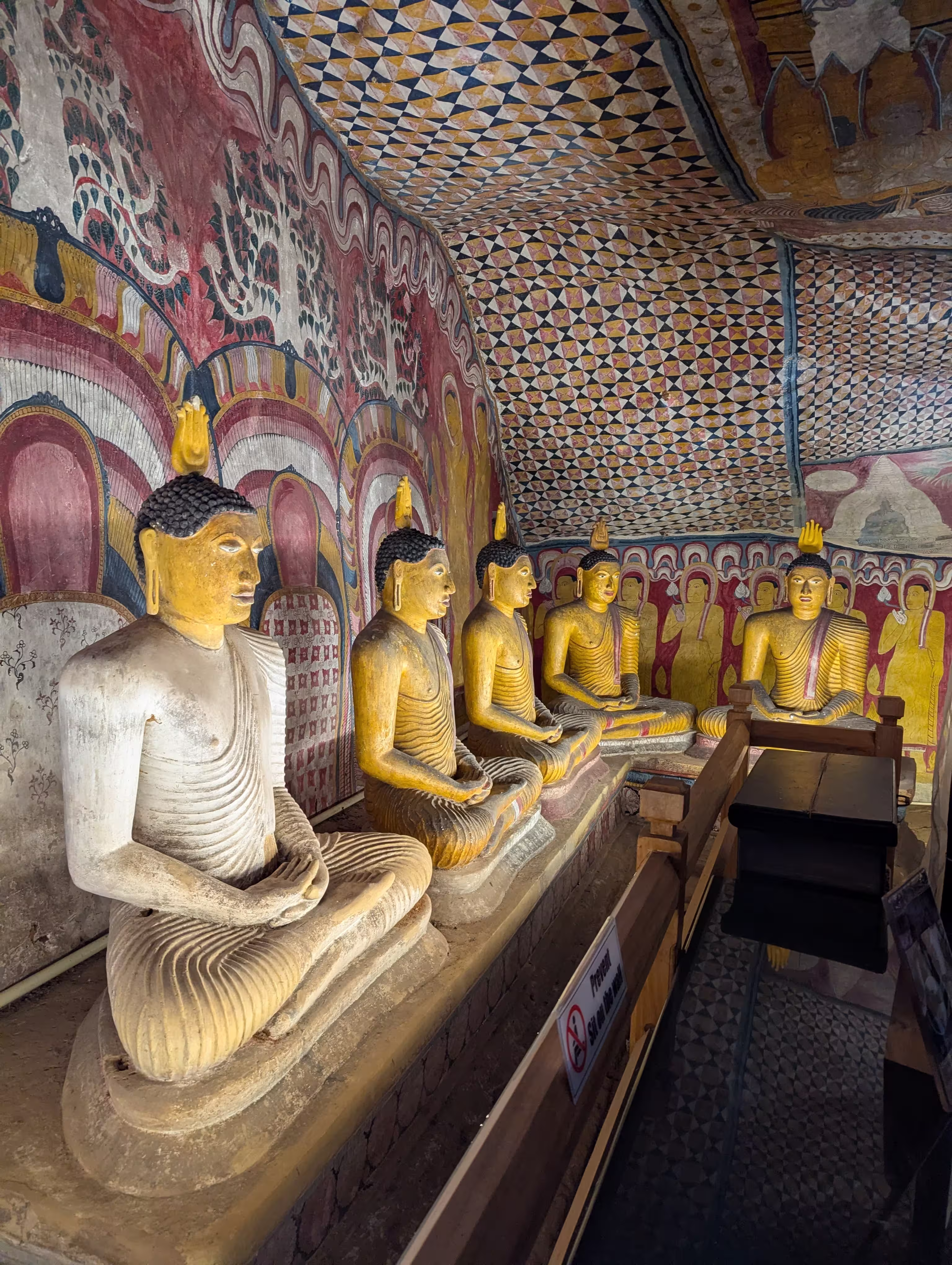 Buddha statues in Dambulla