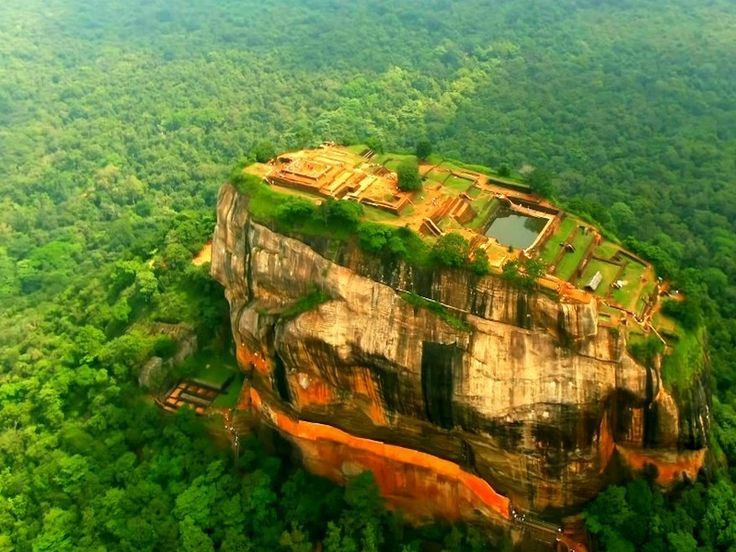 Sigiriya gallery 1
